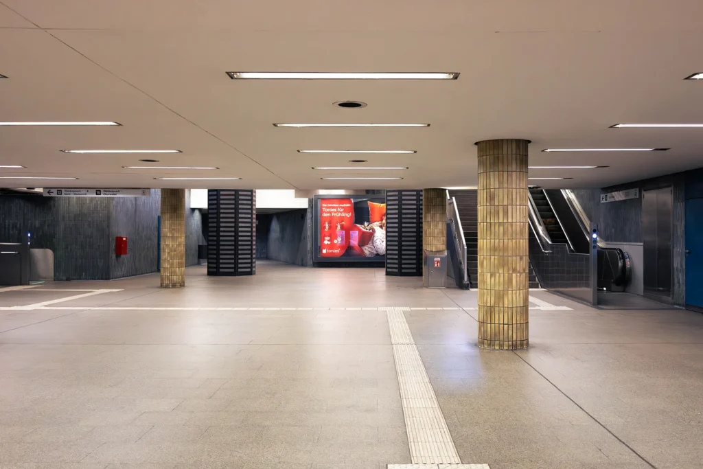 Rahpro - Referenz - KVB Bahnhaltestelle Neusser Str. (#2)